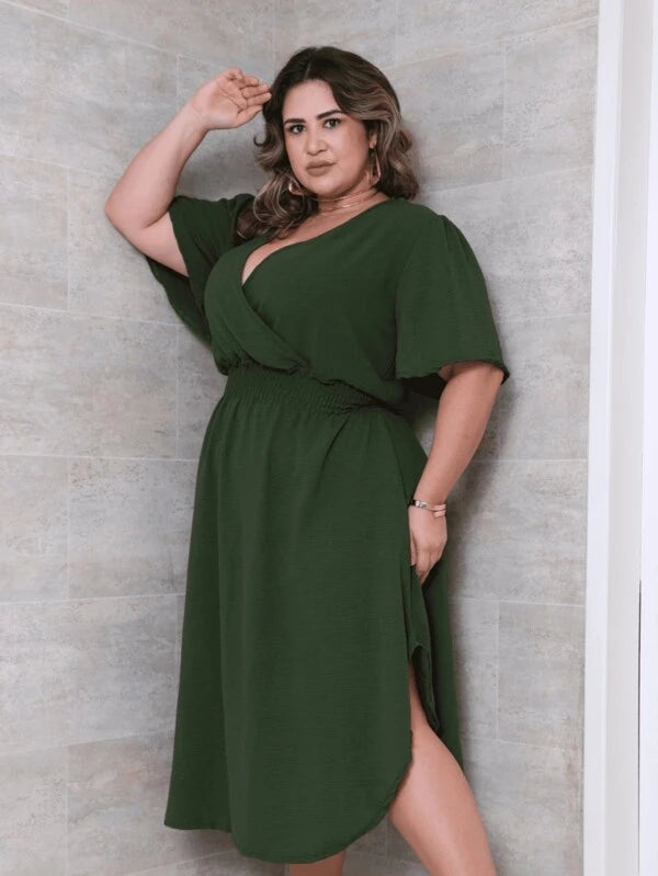 Vestido Feminino Midi PlusSize Transpassado Manga Curta Duna